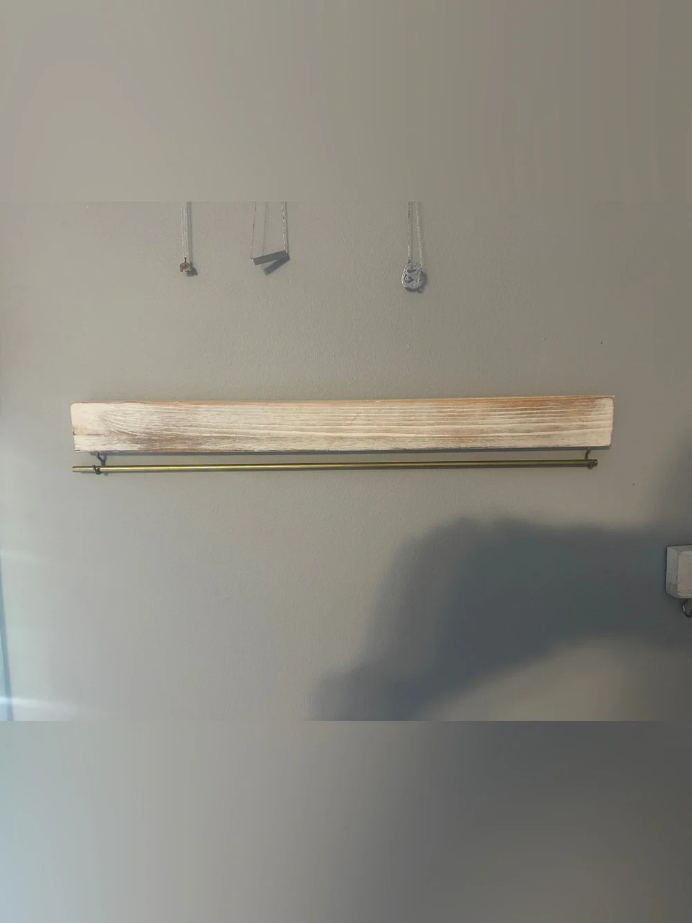 Wooden Jewelry Rack Wall Organizer in Whitewash